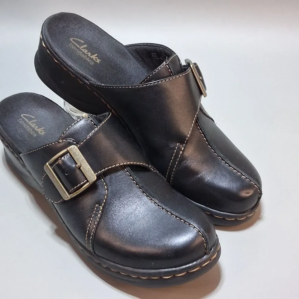 Clarks Bendables Black Leather Clogs Mules Buckle Comfort Shoes Womens Size 9.5M